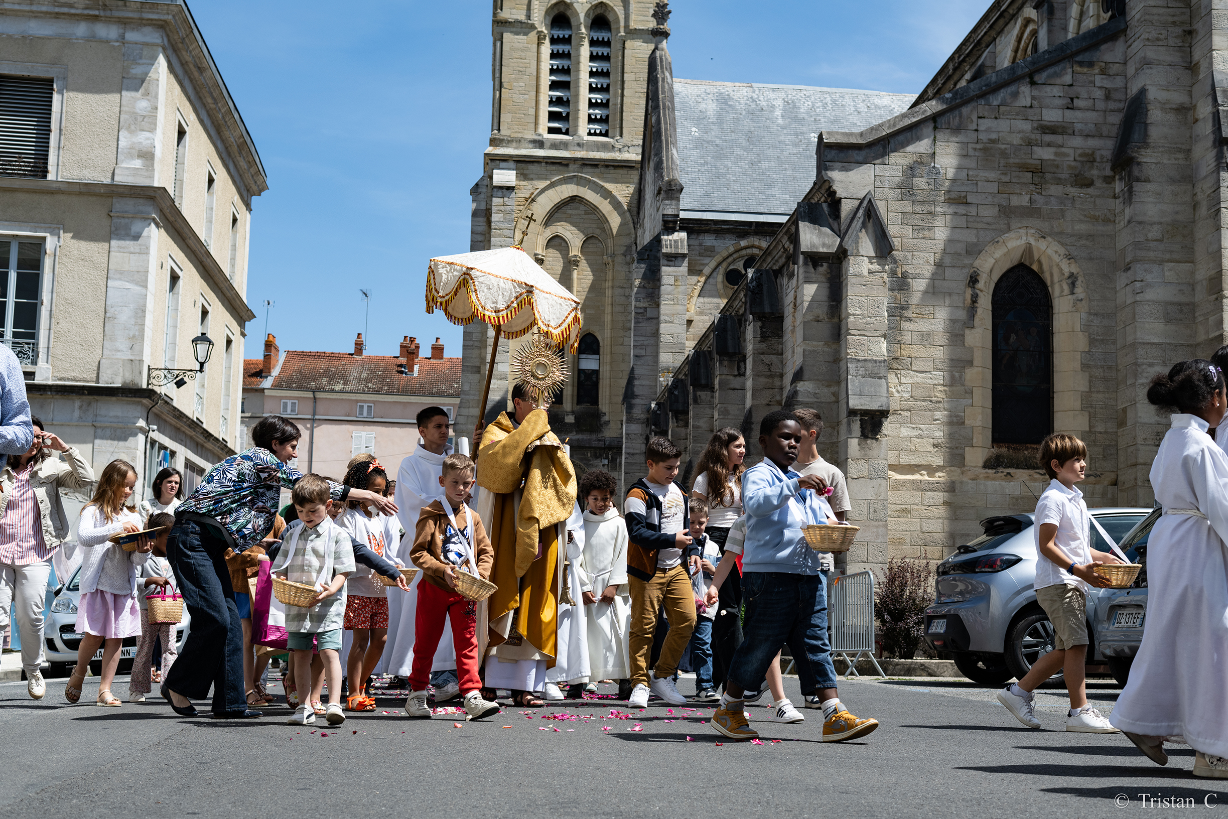 07-06-26 Fête du Saint-Sacrement ©T. Chaucheprat (33)